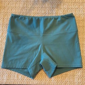 Fleo Shorts